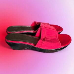 Vintage Y2K Predictions Sandals